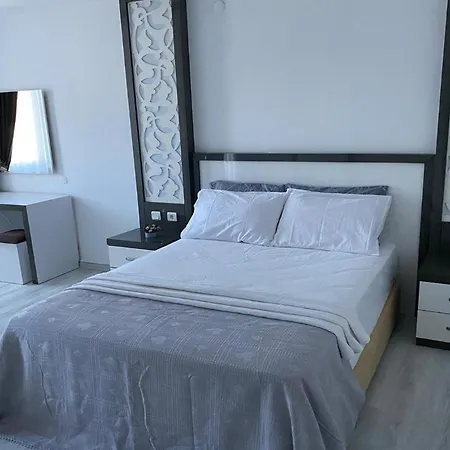 Oda ve Kahvaltı Livane Sun *