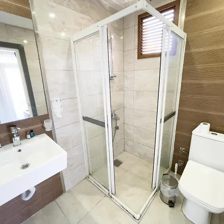 Livane Sun Oda ve Kahvaltı Alanya